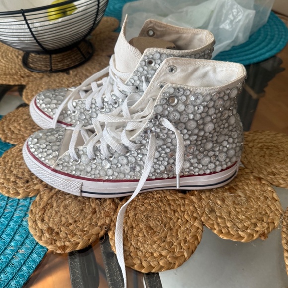 Converse athletic shoe - Picture 4 of 7